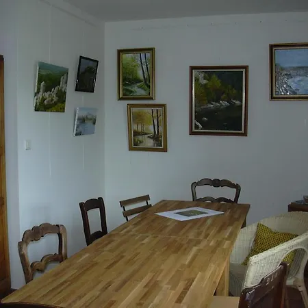 D'hotes Le Cadran Solaire Bed & Breakfast